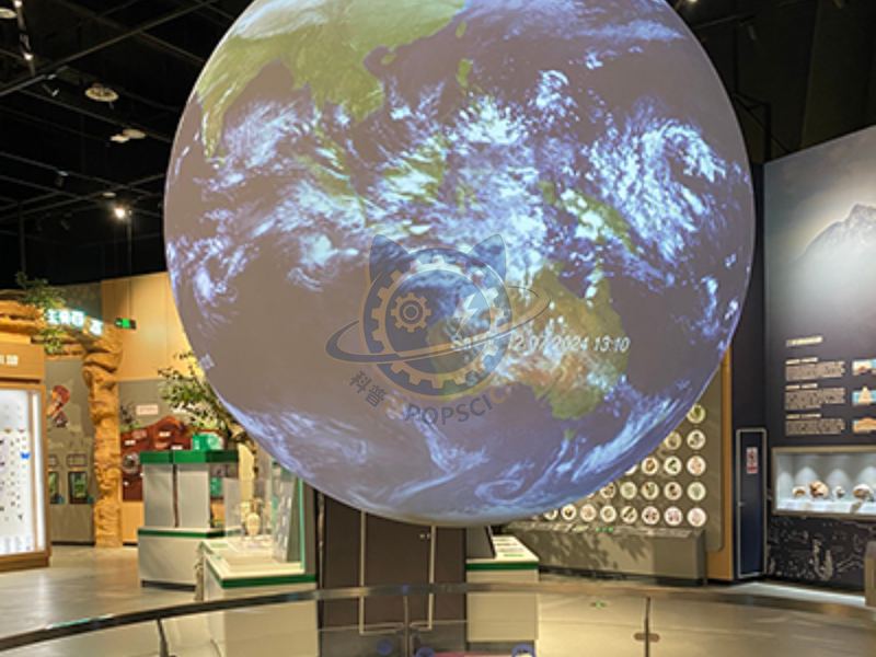 Small ball world — Earth & Ecology exhibit for science museums
